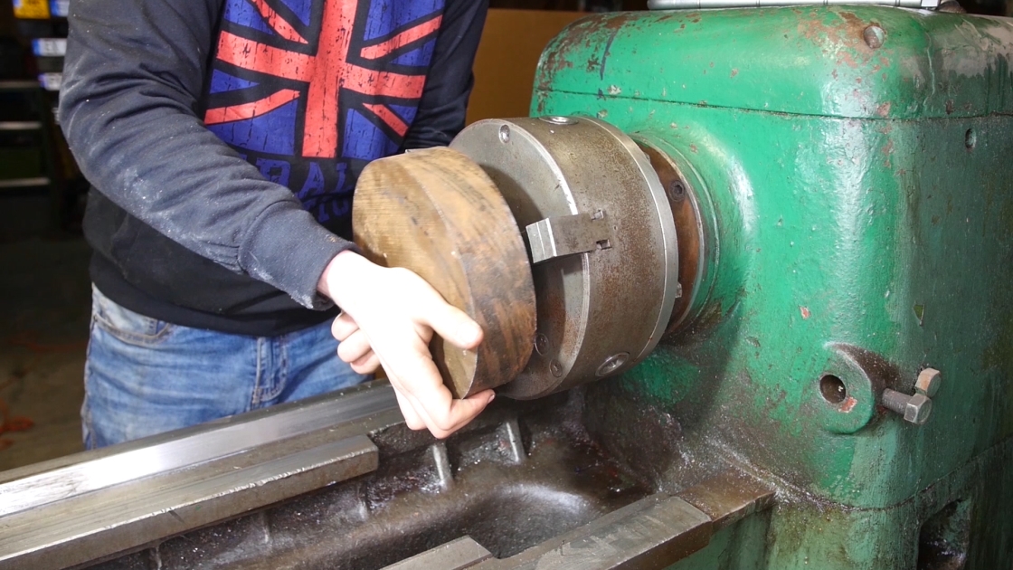 shaft mounted to the lathe