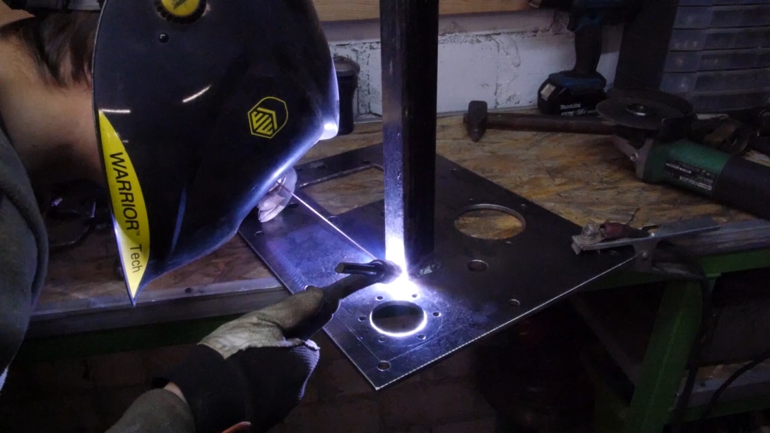 profile welding to plate secound shot